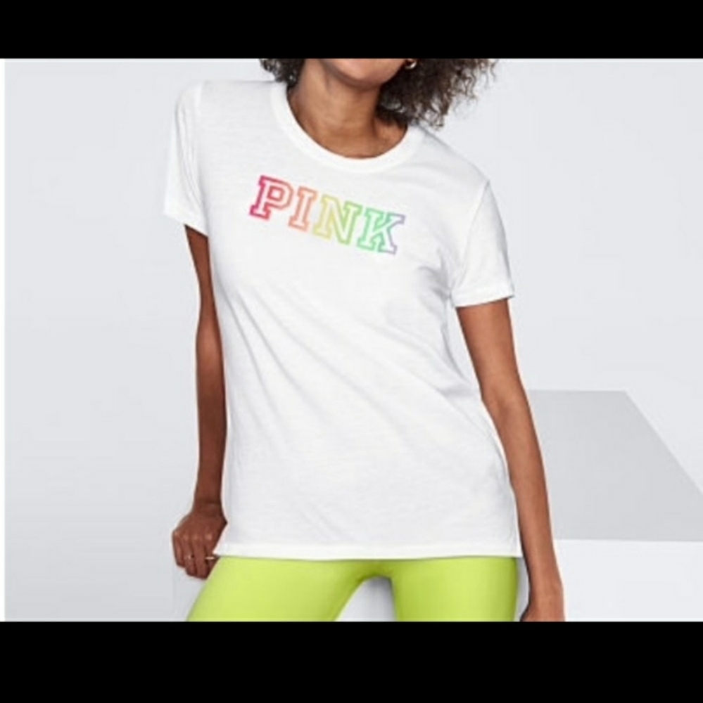 Everyday White ombre logo tee
